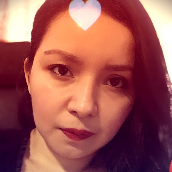 Meet your Posher, Evelyn - Picture 1 of 1